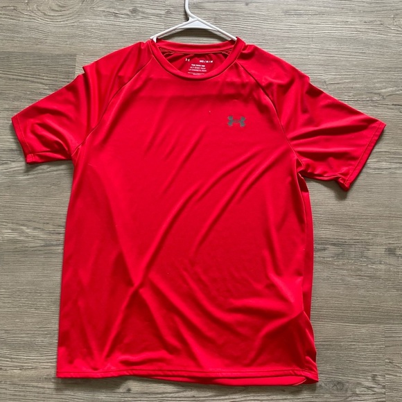 Under Armour Men's Red and Blue Performance Shirts - Picture 3 of 3